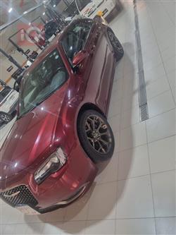 کرایسلەر 300